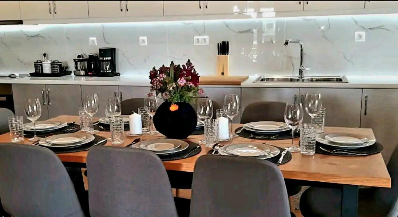 Philoxenia Guest House Химара Экстерьер фото