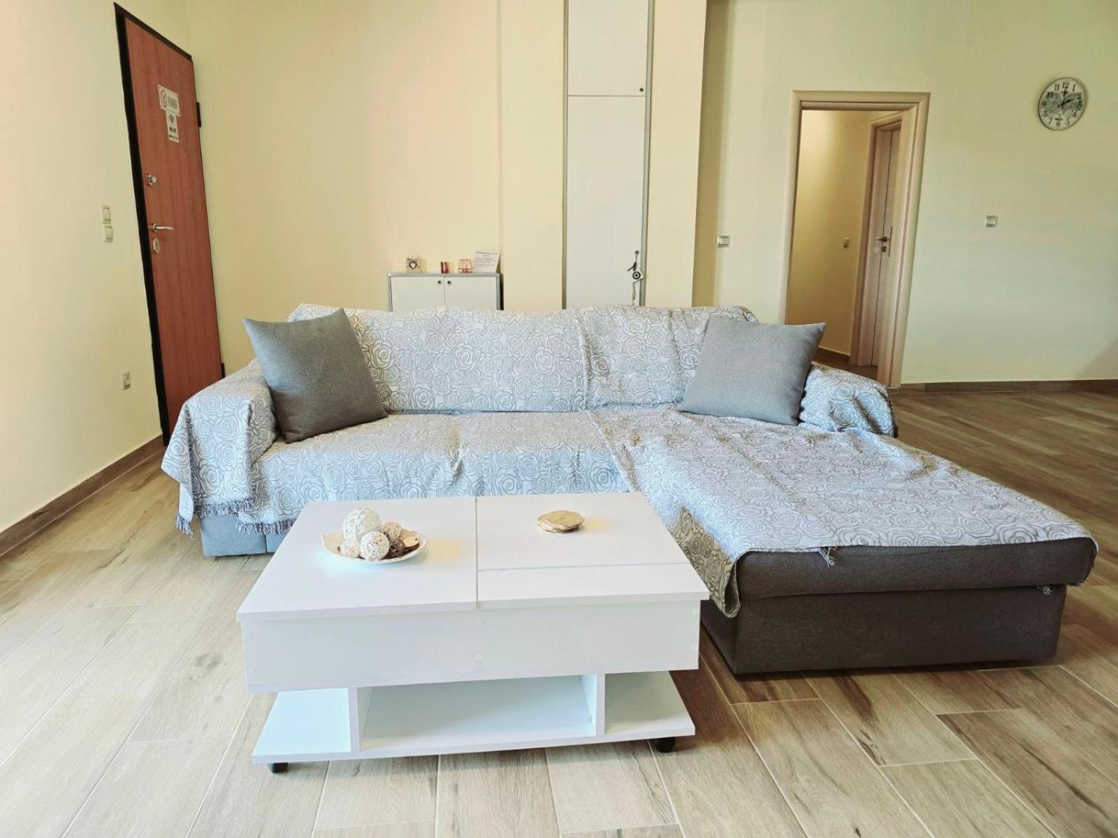 Philoxenia Guest House Химара Экстерьер фото